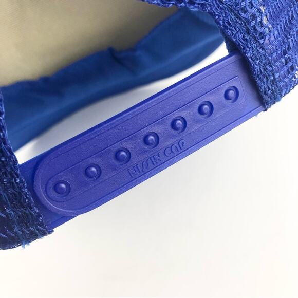 Vintage It’s Not Easy Being A Sex Symbol Hat - Picture 6 of 6